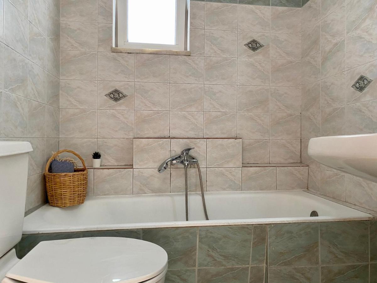 Central, Sunny & Spacious Apartment, In Kos, "1" Exterior photo